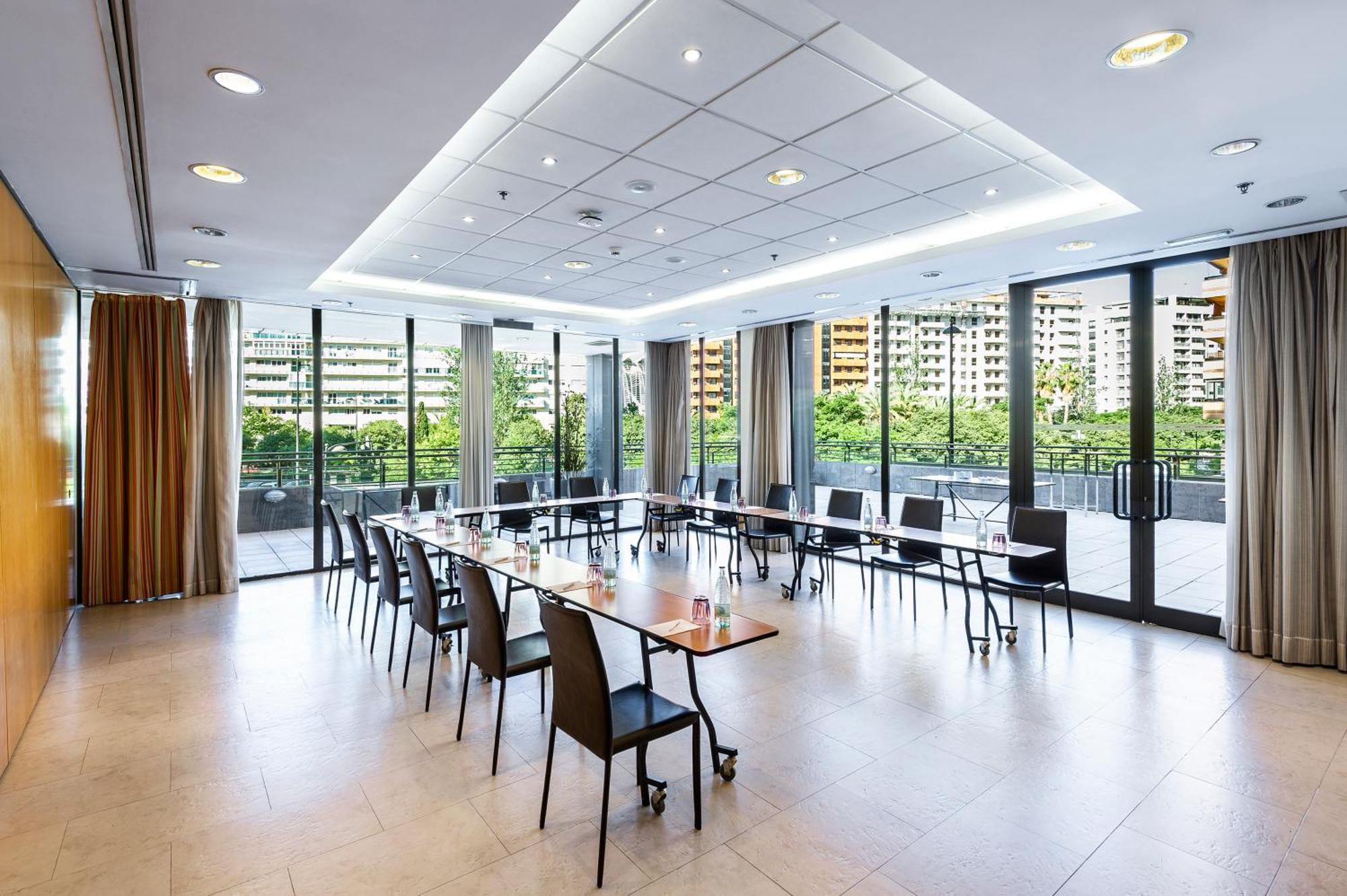 Innside By Melia Valencia Oceanic Buitenkant foto