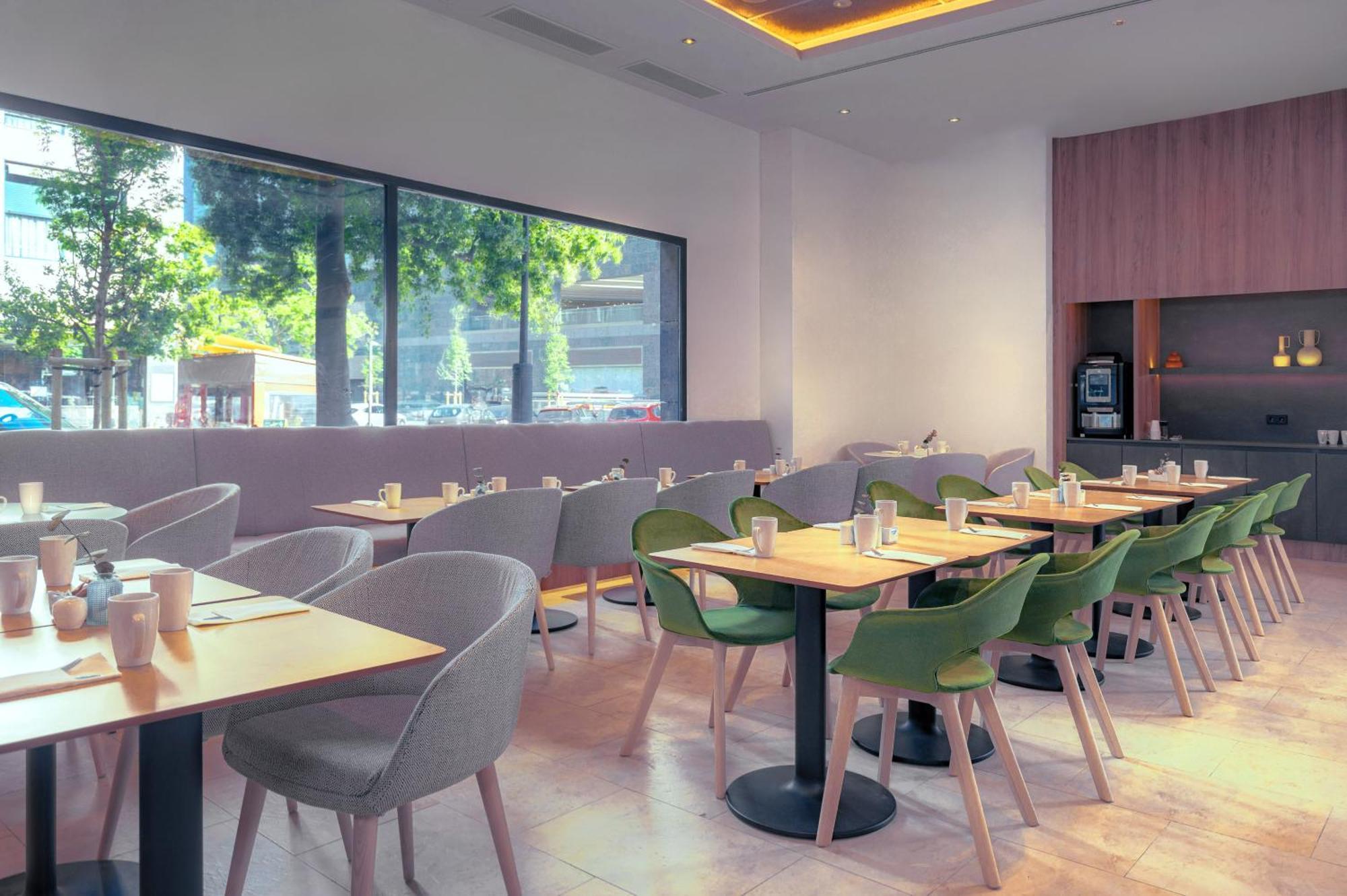 Innside By Melia Valencia Oceanic Buitenkant foto