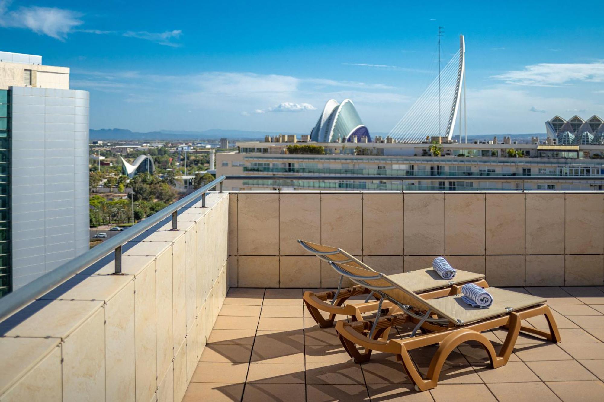 Innside By Melia Valencia Oceanic Buitenkant foto