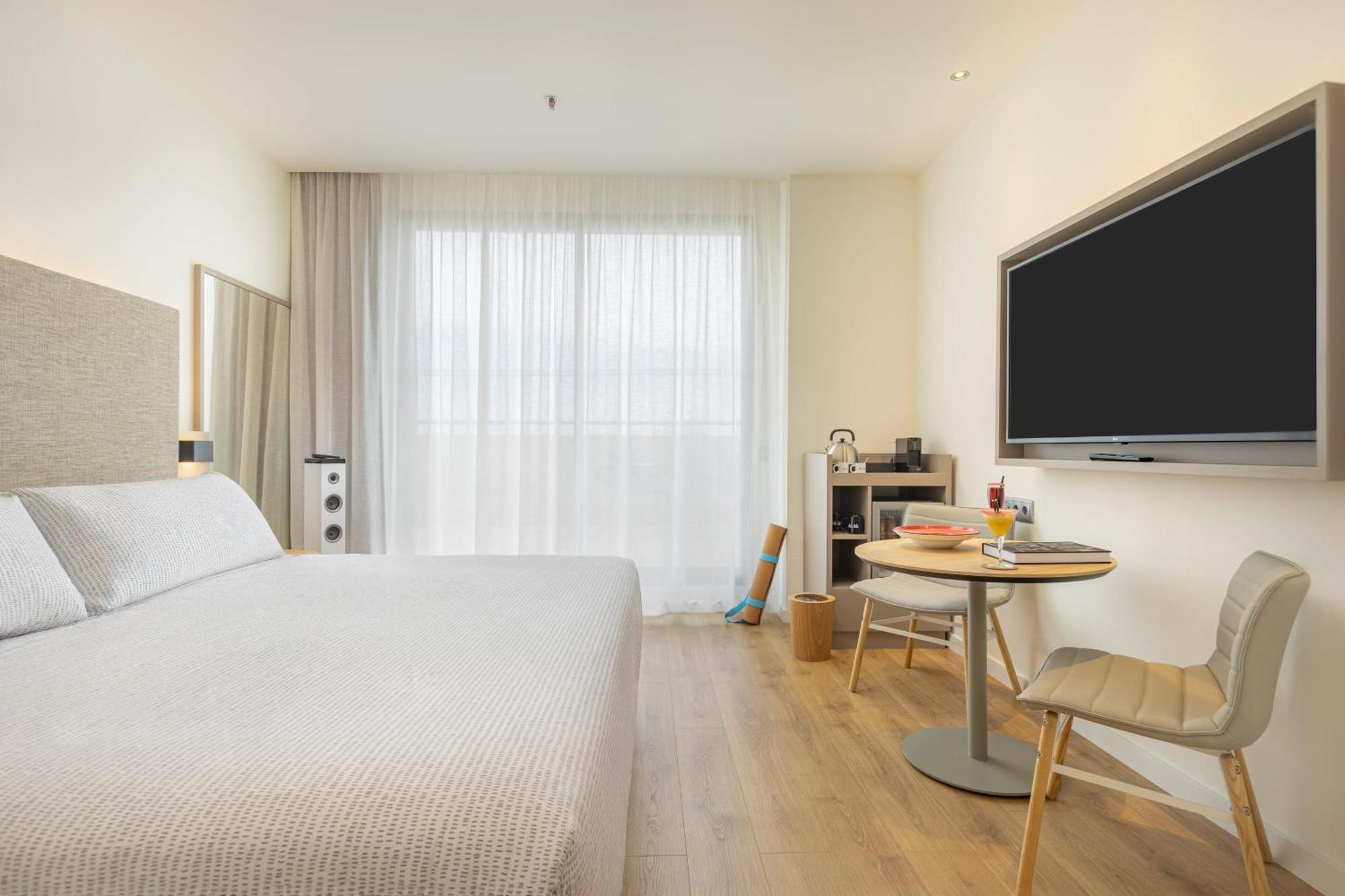 Innside By Melia Valencia Oceanic Buitenkant foto