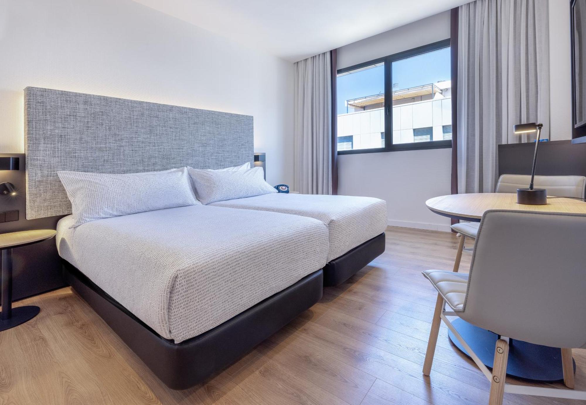 Innside By Melia Valencia Oceanic Buitenkant foto